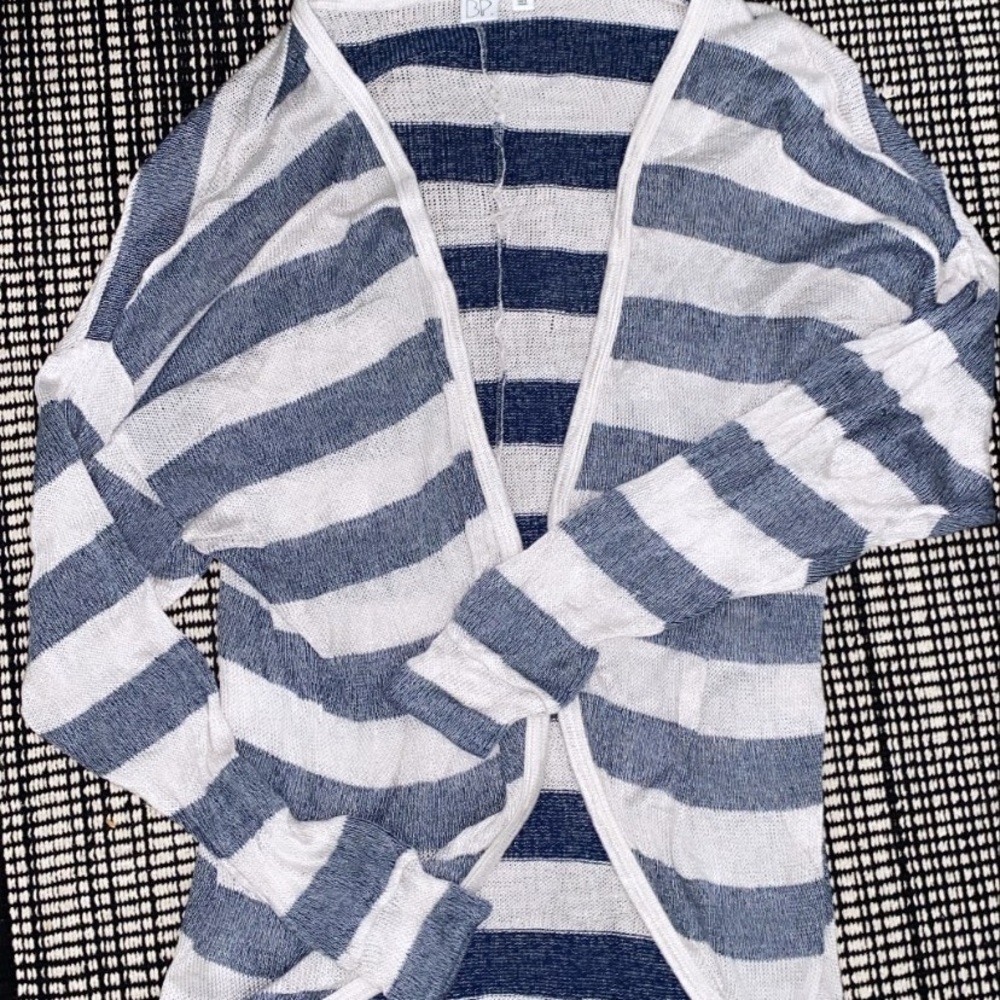 Buckle cardigan